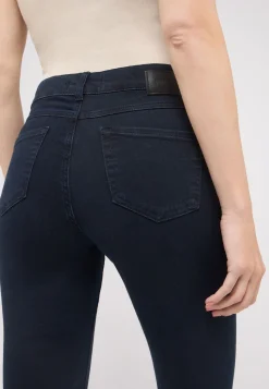 Broeken><noscript><img width=