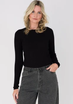 Truien><noscript><img width=