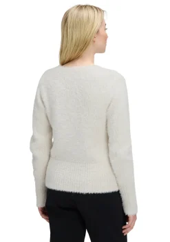 Truien><noscript><img width=