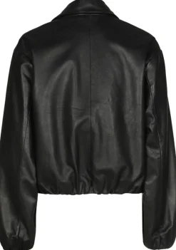 Blazers & Jasjes|Jassen><noscript><img width=