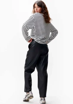 Shirts><noscript><img width=