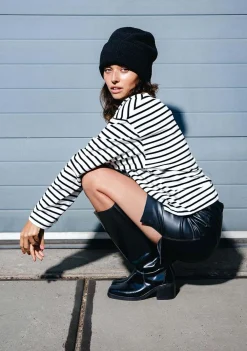 Shirts><noscript><img width=