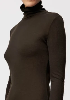 Shirts><noscript><img width=