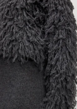 Truien><noscript><img width=