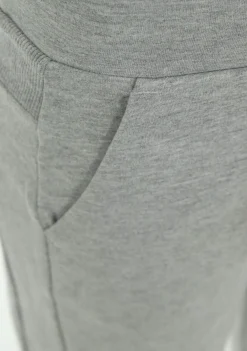 Broeken><noscript><img width=