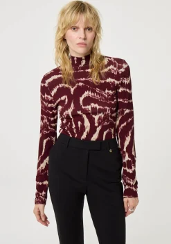 Shirts><noscript><img width=