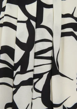 Shirts><noscript><img width=