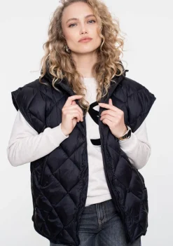 Jassen>GEISHA BODYWARMER