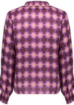 Shirts><noscript><img width=