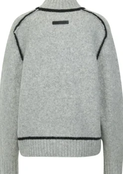 Truien><noscript><img width=