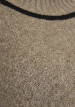 Truien><noscript><img width=