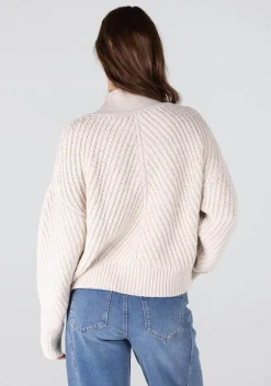 Truien><noscript><img width=