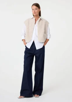 Gilets|Blazers & Jasjes>KNIT-TED GILET Off white