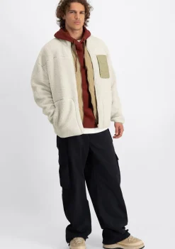 Vesten>LAW OF THE SEA VEST Off white