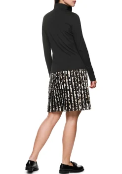 Shirts><noscript><img width=