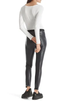 Shirts><noscript><img width=