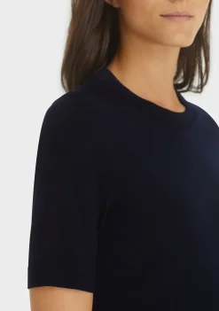 Truien><noscript><img width=