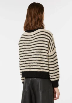 Truien><noscript><img width=