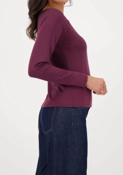 Shirts><noscript><img width=