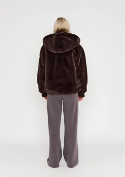 Jassen><noscript><img width=