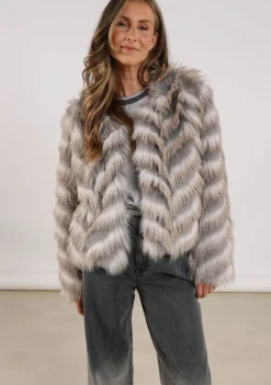 Blazers & Jasjes><noscript><img width=