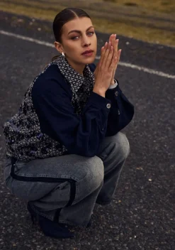 Blazers & Jasjes><noscript><img width=