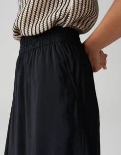 Rokken><noscript><img width=