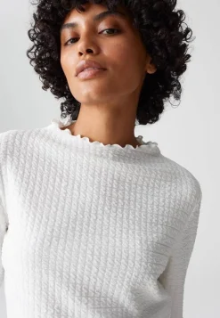 Shirts><noscript><img width=