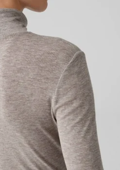 Shirts><noscript><img width=