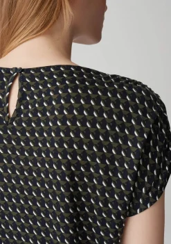 Shirts><noscript><img width=