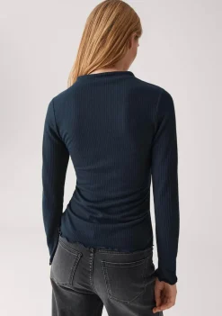 Shirts><noscript><img width=