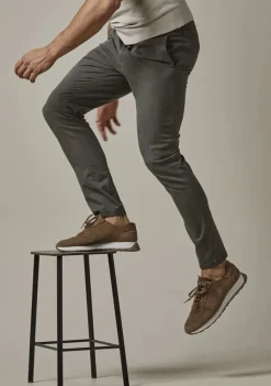 Broeken><noscript><img width=