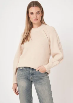 Truien><noscript><img width=