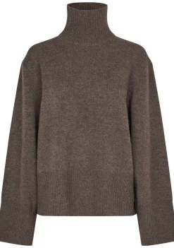 Truien>SECOND FEMALE COLTRUI Bruin