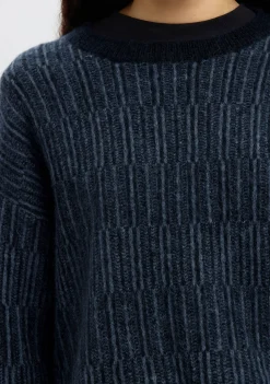 Truien><noscript><img width=