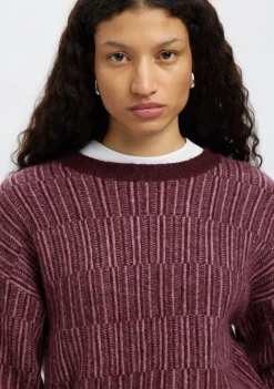 Truien><noscript><img width=