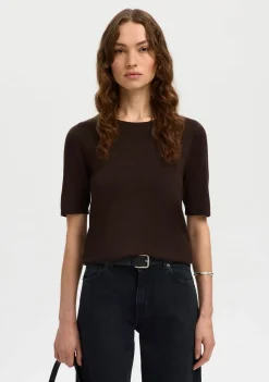 Truien><noscript><img width=