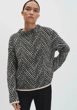 Truien><noscript><img width=