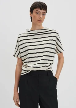 Truien><noscript><img width=