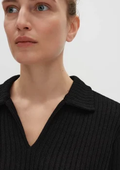 Truien><noscript><img width=