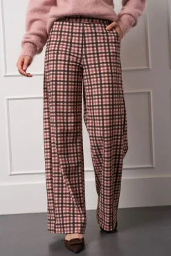 Broeken><noscript><img width=