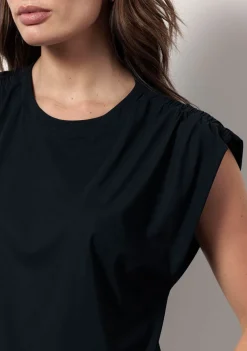 Shirts><noscript><img width=