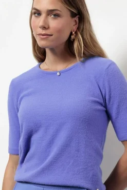 Truien><noscript><img width=