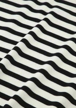 Truien><noscript><img width=