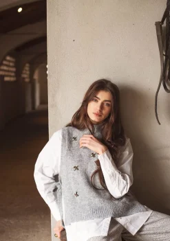 Truien><noscript><img width=