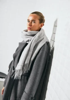 Accessoires>WITH BLACK SJAAL