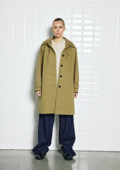 Jassen>WITH BLACK TRENCHCOAT Groen