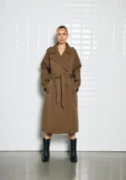 Jassen>WITH BLACK TRENCHCOAT Bruin