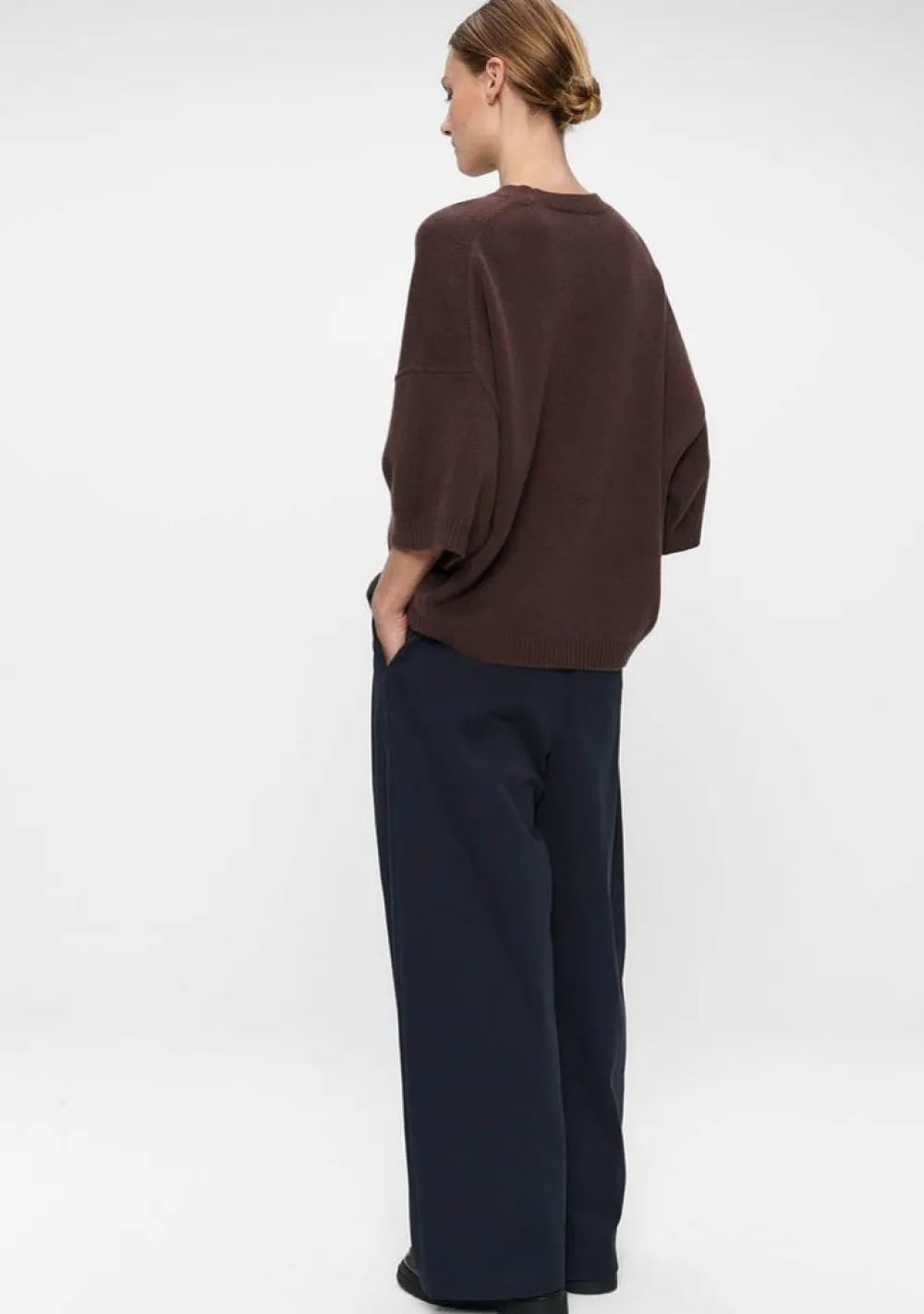 Truien>ZENGGI TRUI KORTE MOUW Bruin